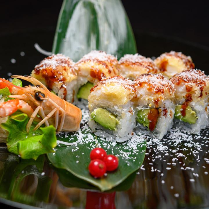 Uramaki Coco Roll